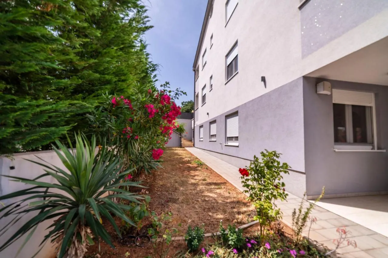 Apartments Adriana Pula