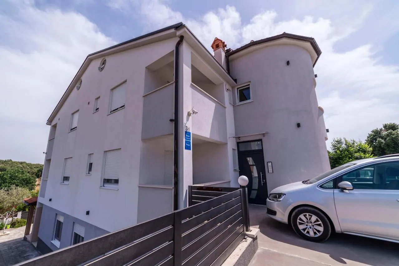 Apartments Adriana location