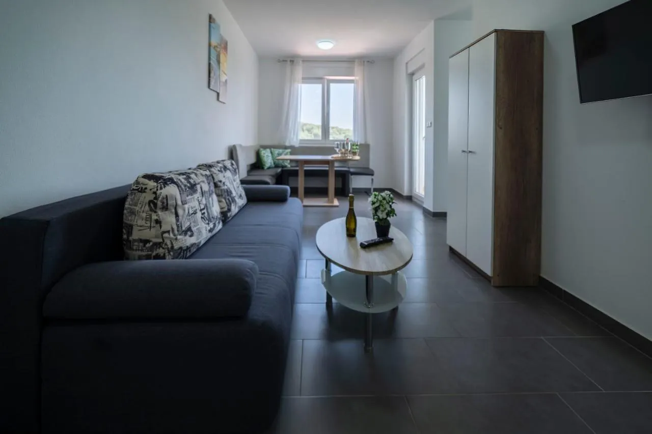Apartments Adriana Pula